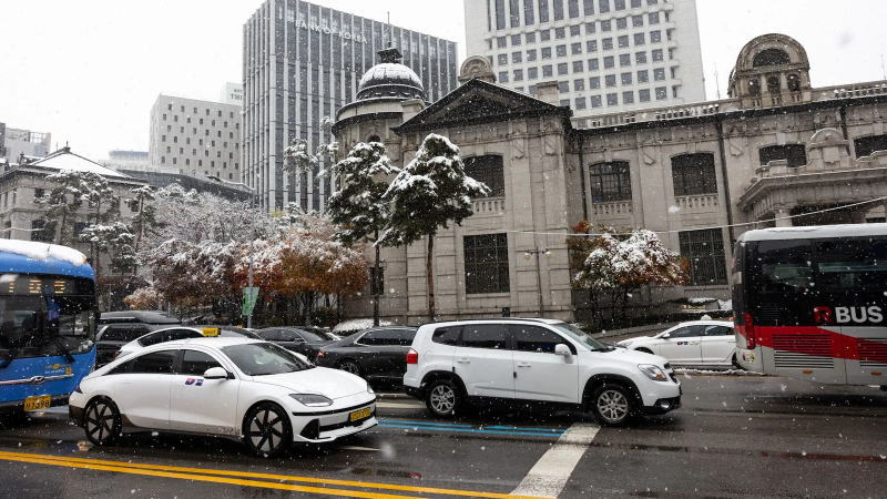 韩国央行和财政部承诺采取一些措施保持市场稳定
