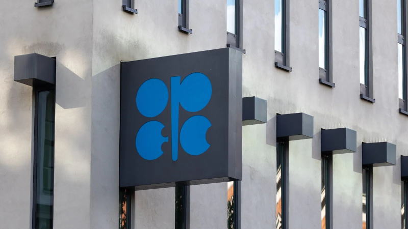 消息人士称，OPEC+或于2026年初维持暂停增产的决定