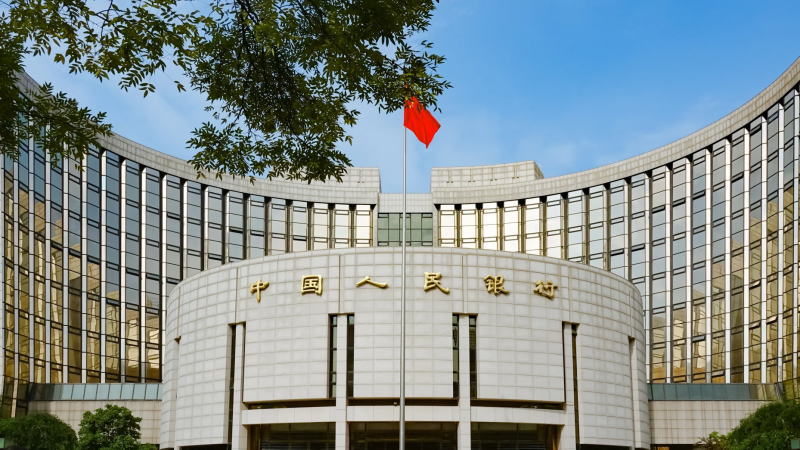 LPR利率更新解读：贷款利率如预期维持不变，而特朗普如上调关税或立刻触发降息