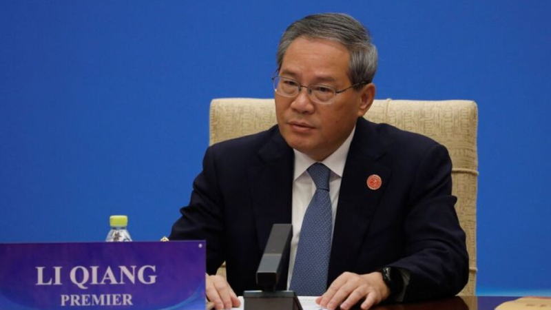 中国总理李强表示将采取针对性措施促进国内消费