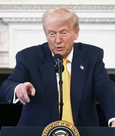 联邦公开市场委员会(FOMC),会议决议,会议纪要,会议声明,鲍威尔记者招待会,利率决议及市场影响,fomc会议前瞻,加息降息,缩表计划，美联储降息，美联储利率决议及市场影响，鲍威尔最近讲话，利多利空黄金美元