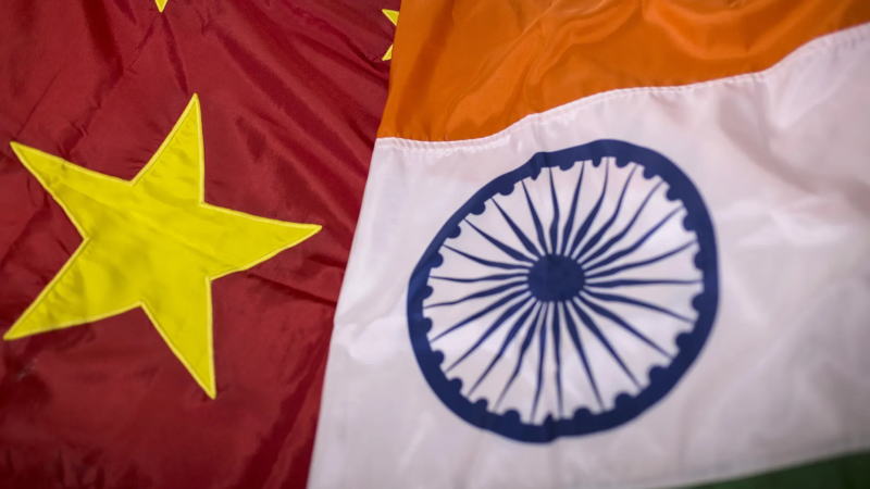 DeepSeek推动资金从印度股市转向中国股市，但专家建议谨慎行事