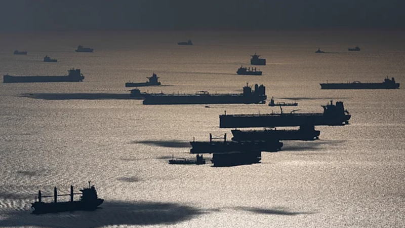 OPEC预计第三季度石油供应过剩达50万桶/日