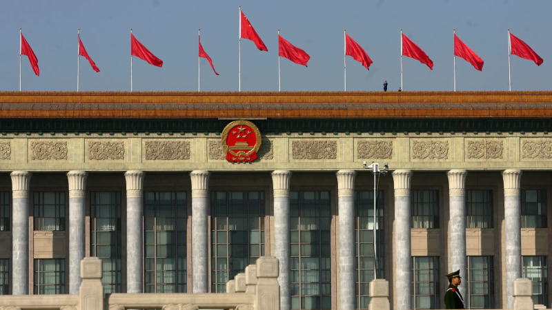 中国或下调通胀目标，并在“两会”上制定大规模刺激计划