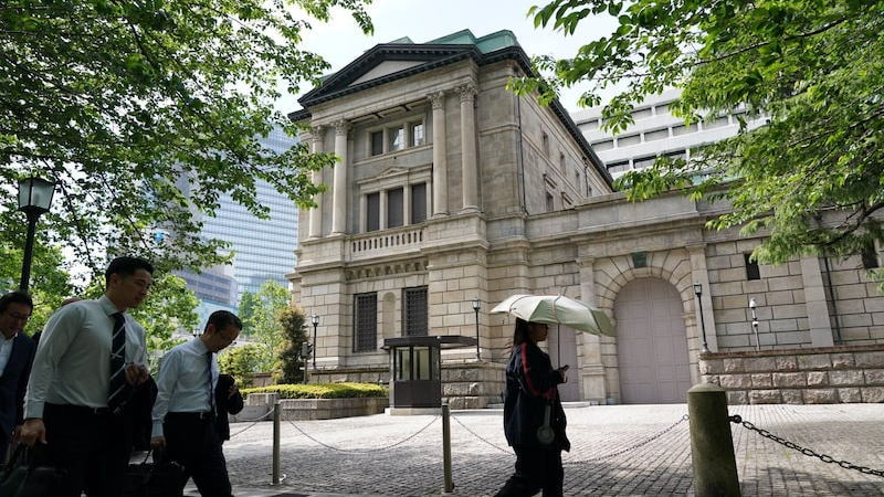 德银：美国国债面临与日本国债更激烈的竞争
