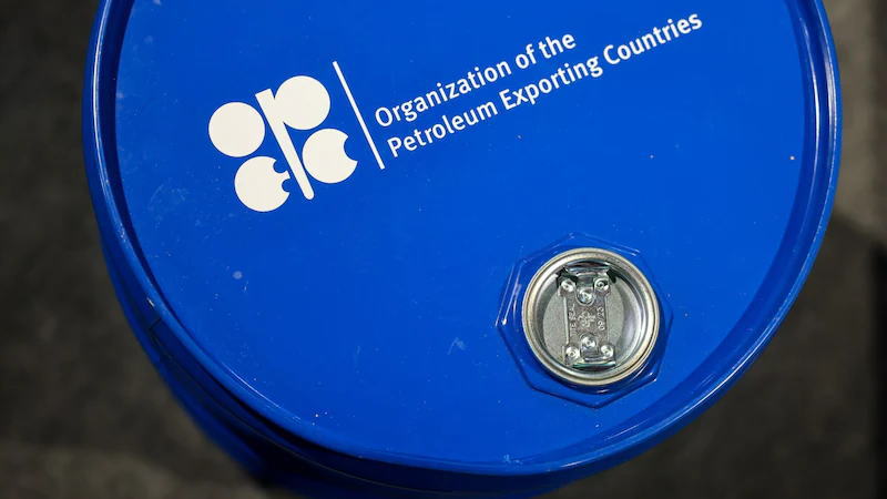 代表称，OPEC+正考虑8月进一步增产41.1万桶/日