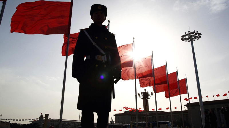 中国表示，面对美国“霸凌”行径，将捍卫自身利益