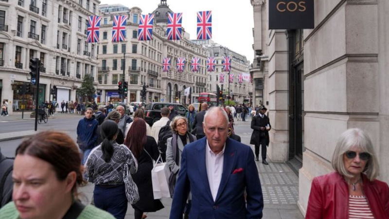 英国央行降息后，消费者信心有所回升