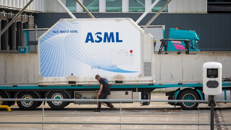 美国众议院的质疑引发ASML股价暴跌7%以上