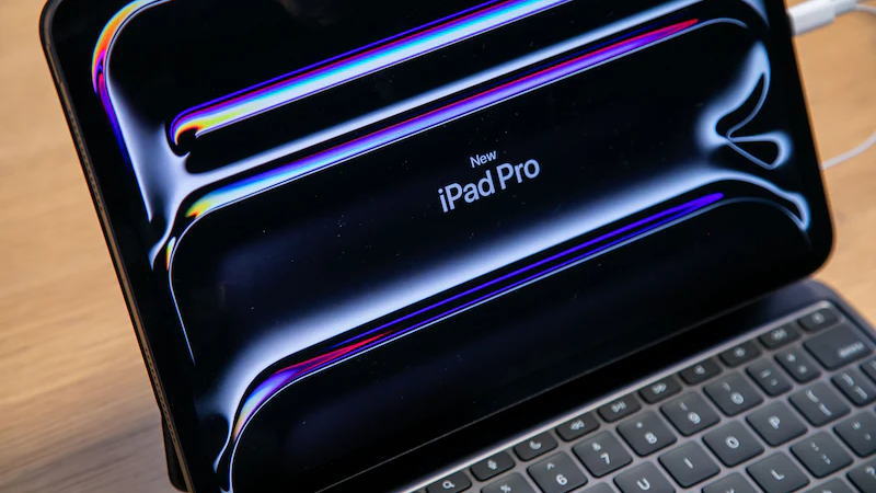 苹果押注性能赛道：圣诞前夕推出搭载M5芯片的iPadPro与MacBook