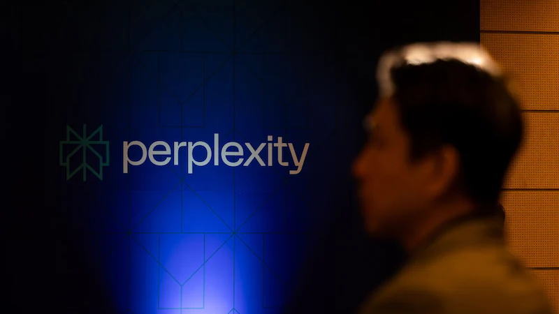 Perplexity推出移动端Comet浏览器，加剧与谷歌在搜索领域的竞争