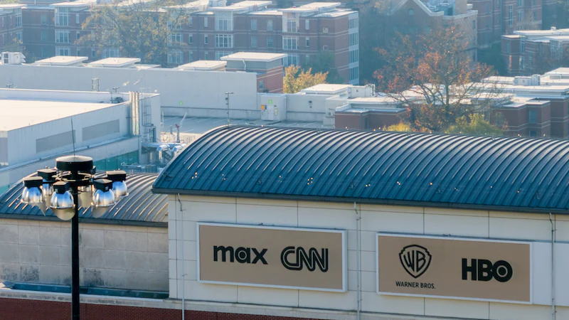 特朗普称与华纳兄弟的交易应包含 CNN 的出售事宜