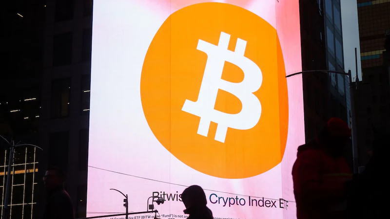 比特币因美联储利率担忧跌至21个月最低水平