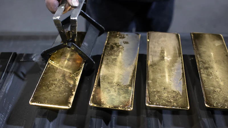 投资者等待美国关键通胀报告，黄金价格企稳