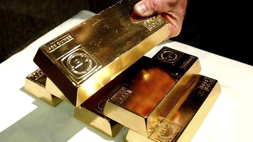 金价反弹，受美国评级下调和贸易谈判前景不确定的推动
