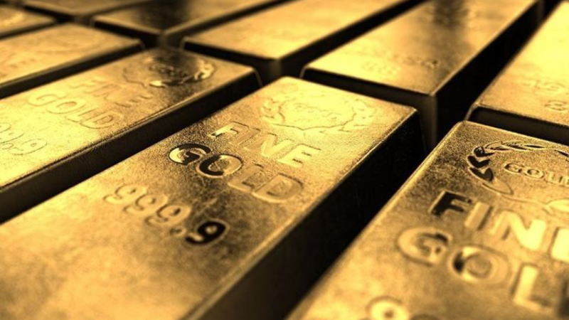 黄金策略：三连跌意味着这一轮上冲暂时结束，金价或陷入偏弱整理，直到更低的价格吸引新的买盘涌入；操作上可短线做空，等待跌至略高于支撑位时中线做多