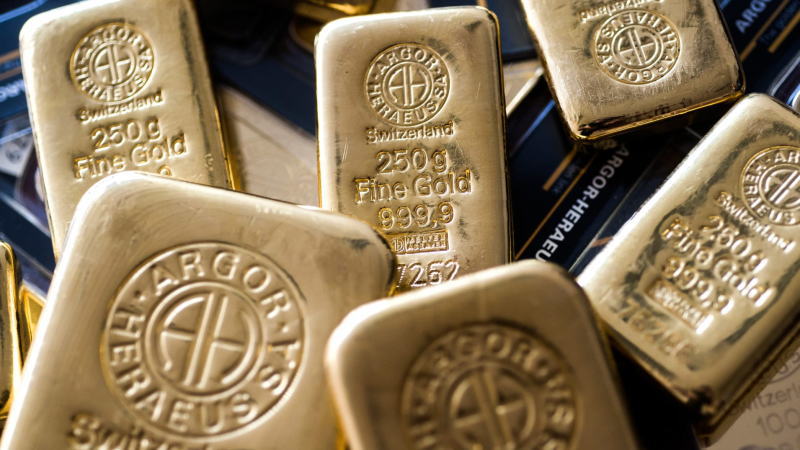 黄金到5000美元？价格一个月上涨9%，华尔街认为有望重回该水平