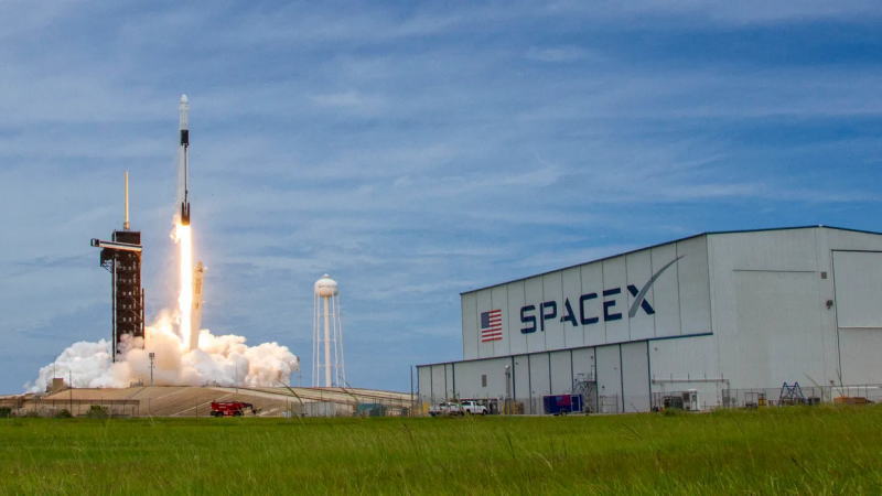 散户投资者有望通过新基金投资SpaceX和Anthropic