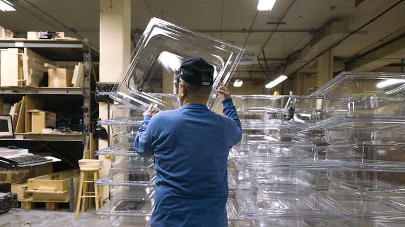 美国制造业录得四年来最大扩张：原因分析