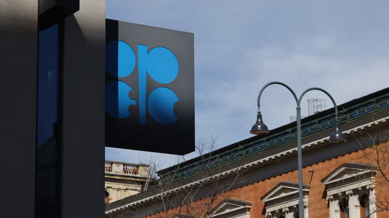 OPEC+同意7月再次象征性上调石油产量配额