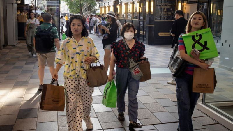 中国5月工业产出增长加快，但零售和投资萎缩