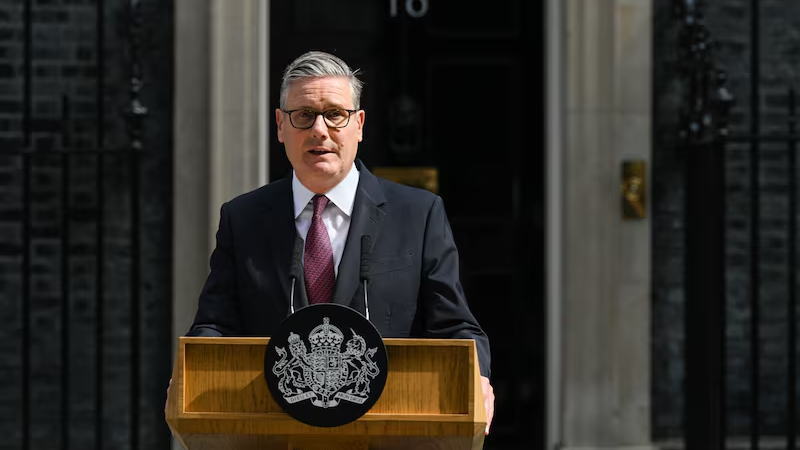 斯塔默辞职，英国新首相继任者之争开启