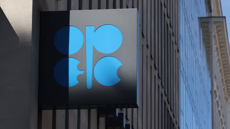 OPEC+同意维持11月石油产量目标不变