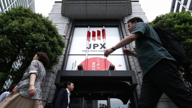 亚洲股市回落，油价升破101美元且通胀担忧加剧