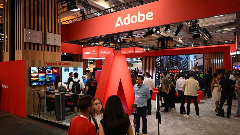 分析师对Adobe失去信心，人工智能侵蚀其业务的担忧加剧