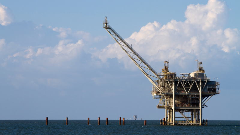 Wood Mackenzie Mid-Year Outlook: oil and gas industry cash-rich but capital-cautious as nearly half a trillion-dollar windfall fails to trigger a spending surge