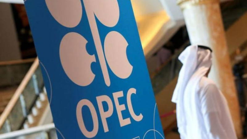 代表：OPEC+原则上同意10月小幅增加石油产量