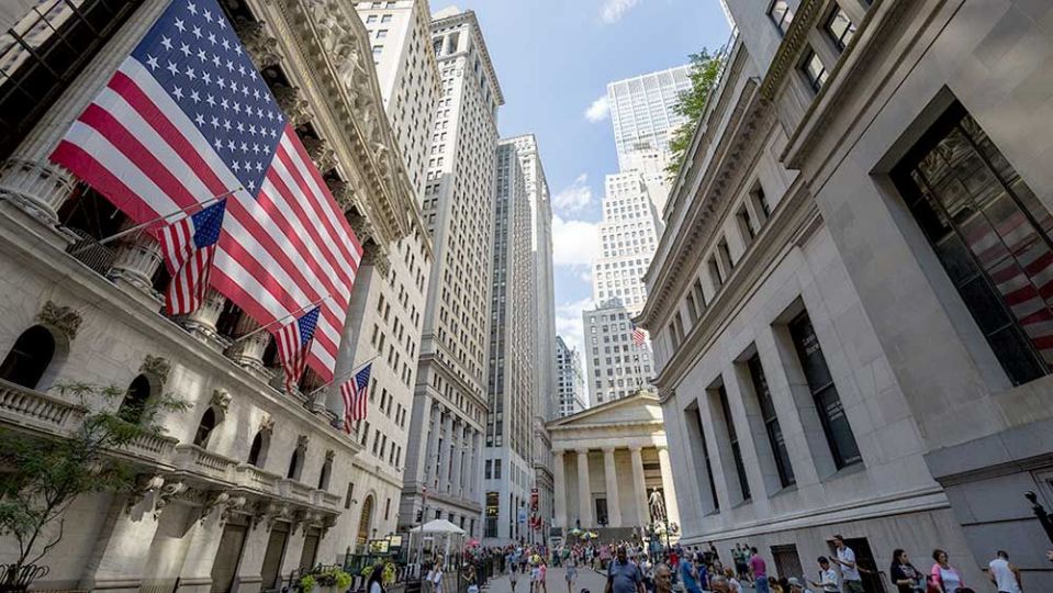 尽管降息概率下降，预计9月美国公司债发行规模仍将很高