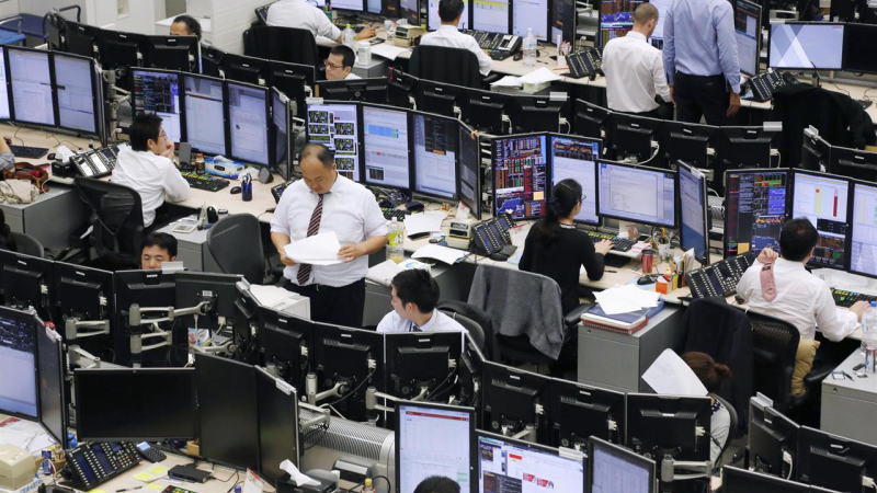 调查显示，全球基金经理的现金持有水平创15年新低