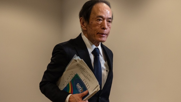 日本央行释放12月可能加息的信号